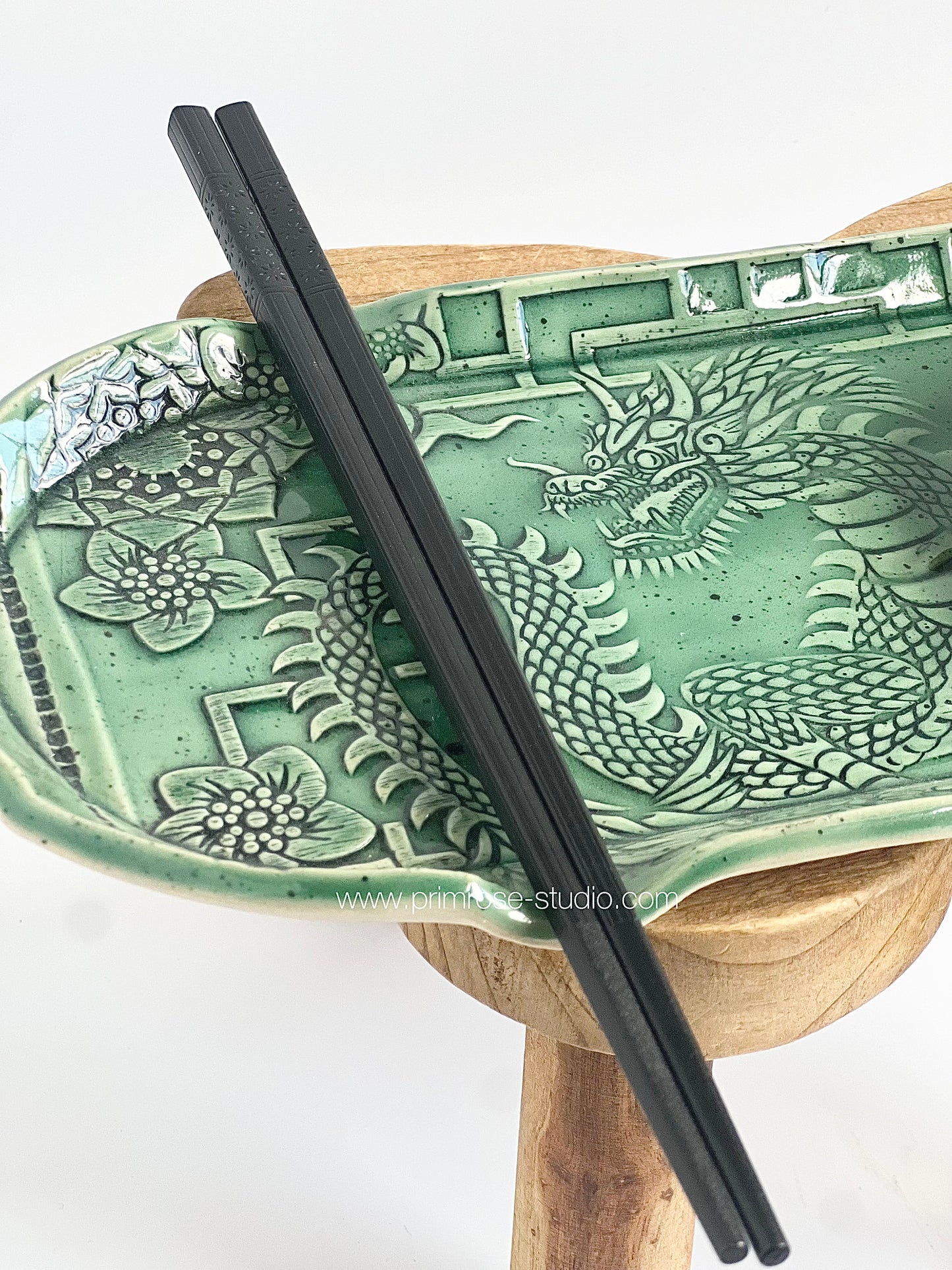 Ceramic 2pc Dragon Sushi Tray with Chopsticks (Jade)