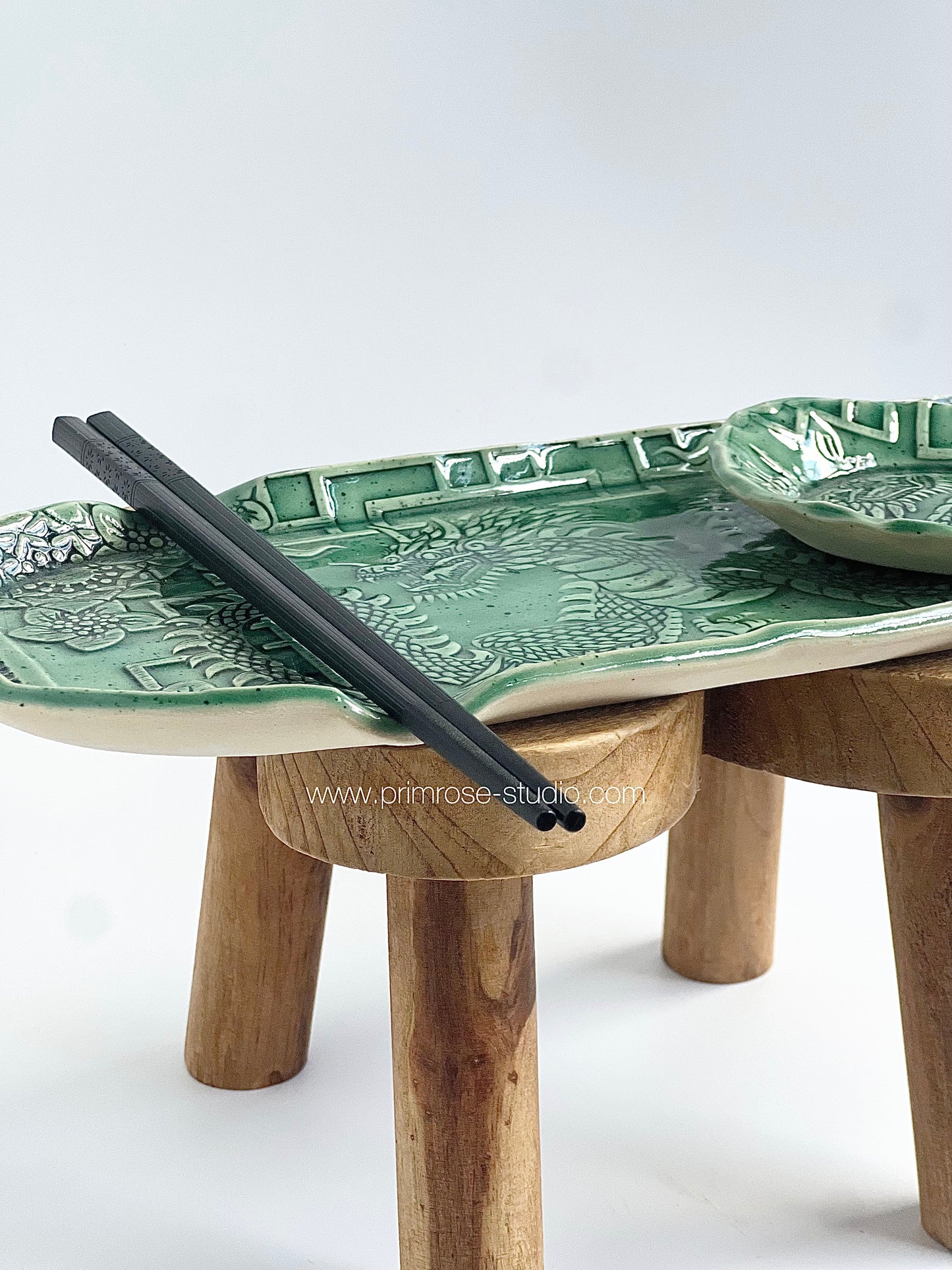 Ceramic 2pc Dragon Sushi Tray with Chopsticks (Jade)