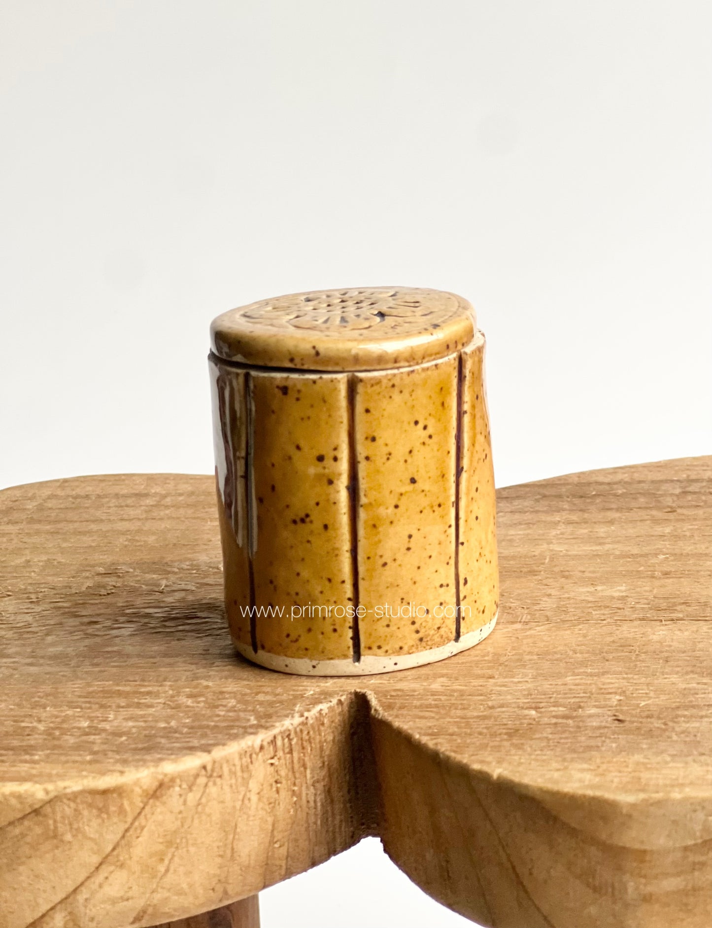 Ceramic Decorative Mooncake Jars (with Lids)
