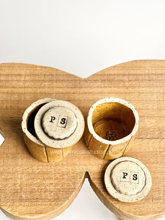 Ceramic Decorative Mooncake Jars (with Lids)