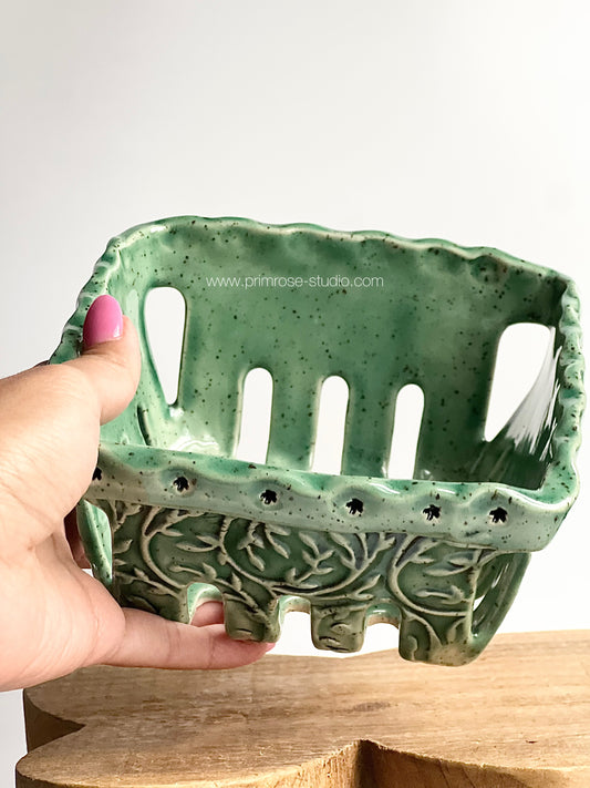 Ceramic Berry Basket (Jade)