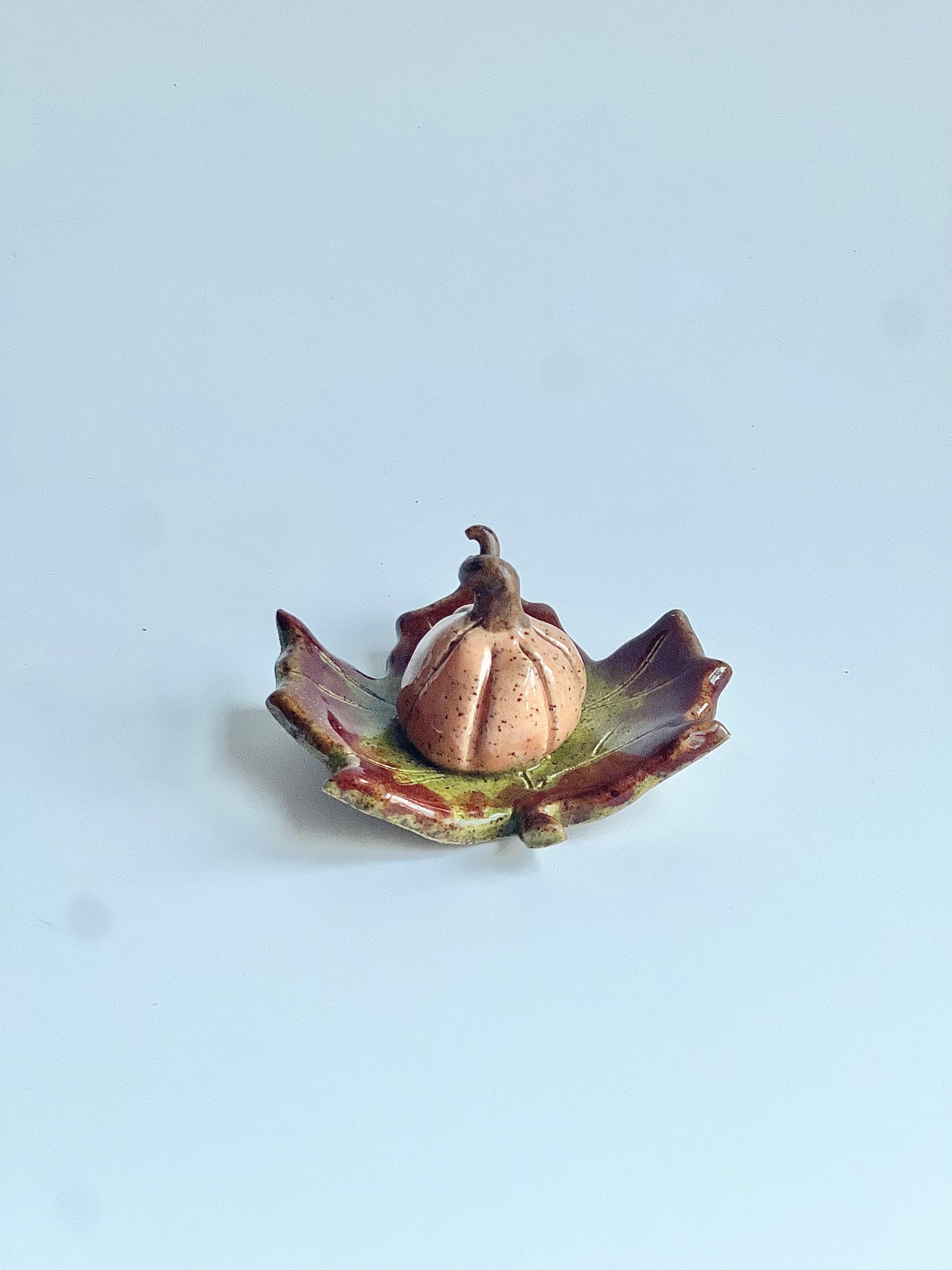 Ceramic Decorative Pumpkin on Leaf (Mini)